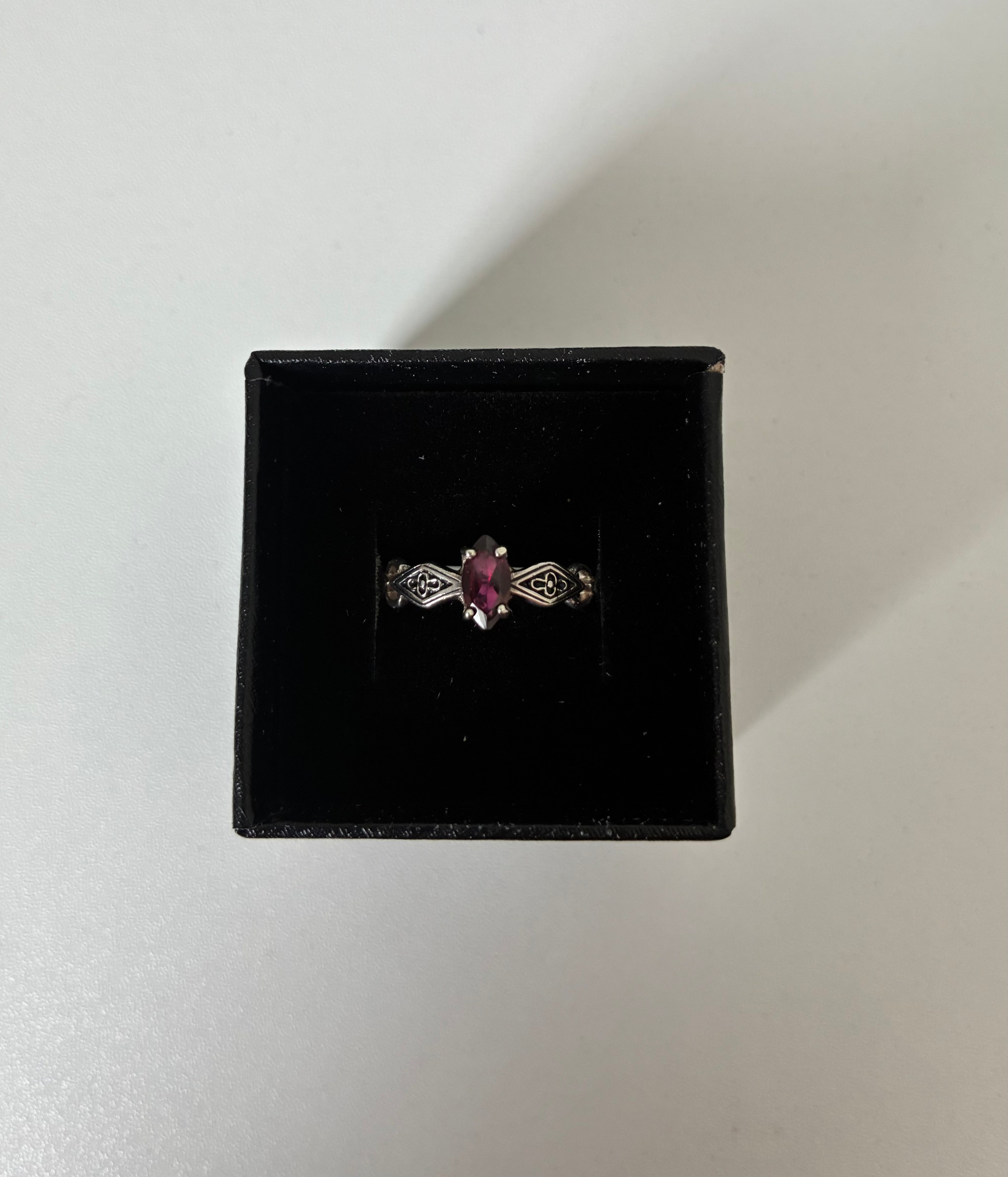 Garnet 925 ss ring